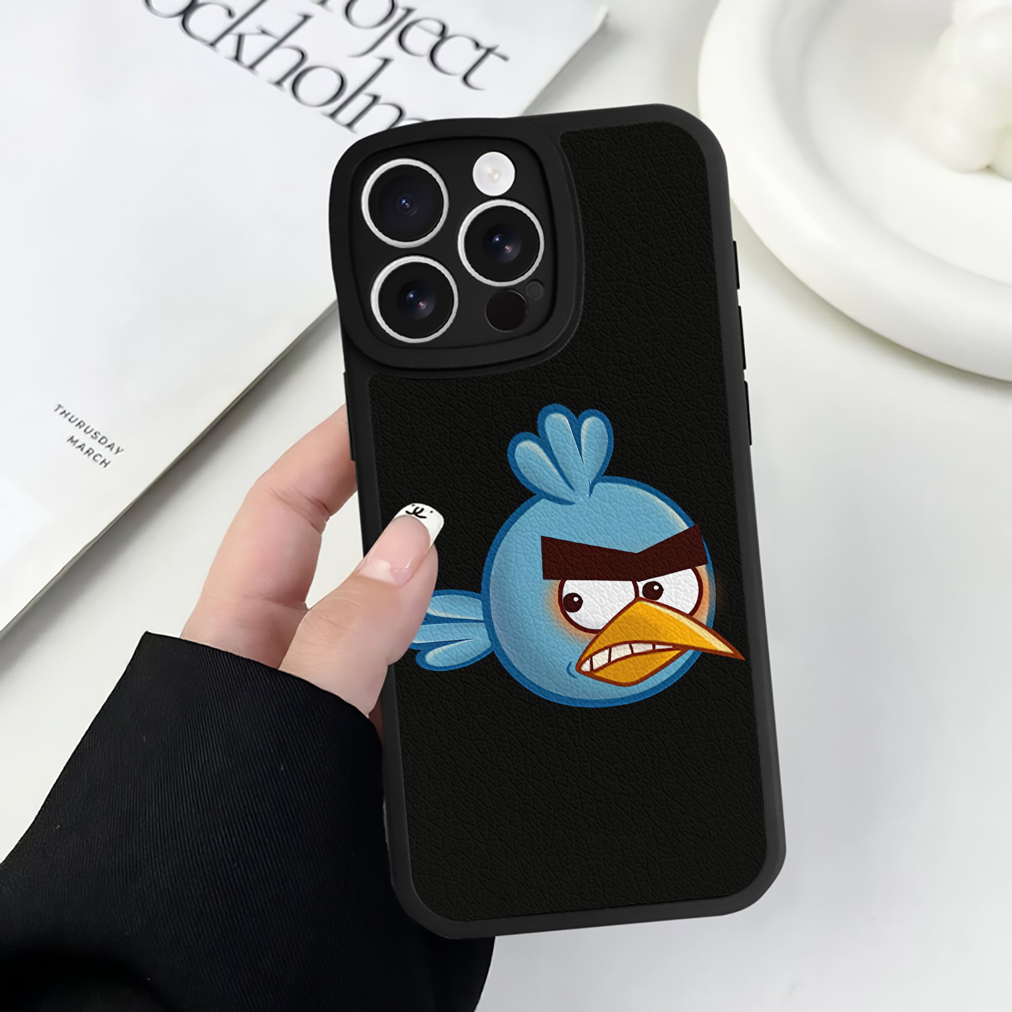 （画像用） Angry Birds アングリーバード 【iPhone 16シリーズ対応】シリコンスマホケース（レザー調） 材質：シリコン